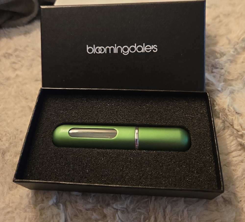 Bloomingdale's Green Travel Perfume Atomizer